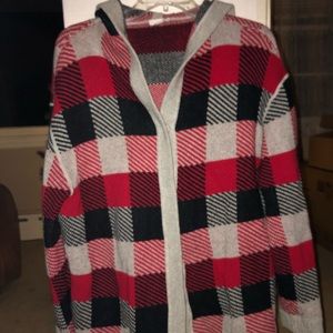 Women’s checkered cardigan